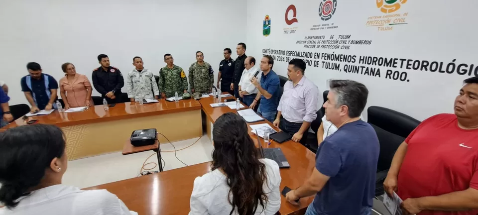 Intensos preparativos en Tulum ante la llegada del ciclón "Beryl"