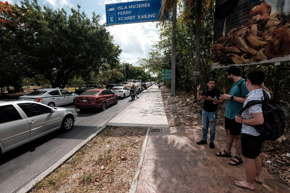 Reanuda Aguakan obras del colector de aguas residuales en la zona hotelera