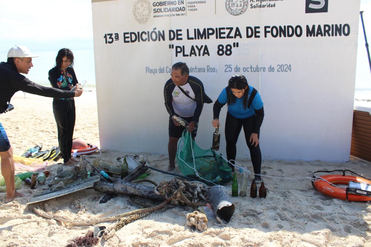 Retiran de playas de Solidaridad más de 200 kilos de desechos