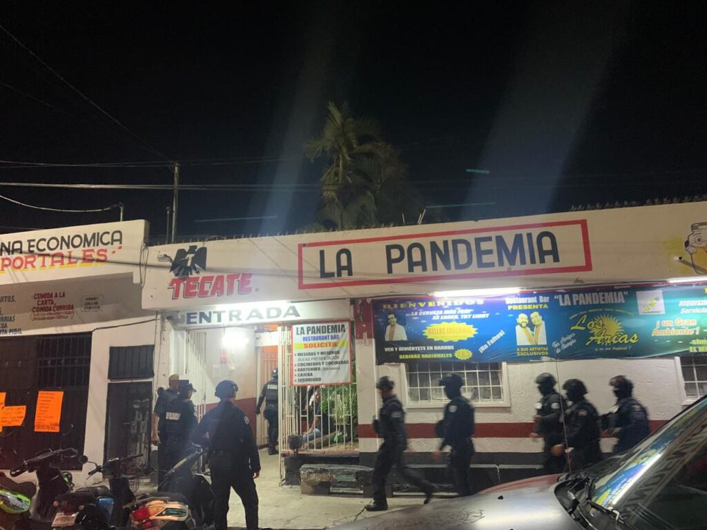 Realizan "Operativo Bares" en Playa del Carmen sin incidentes