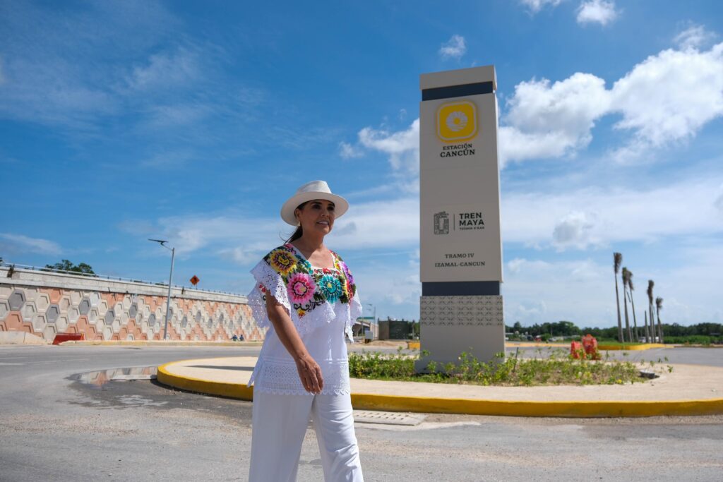 Supervisa Mara Lezama el avance de la obra vial en la estación del Tren Maya