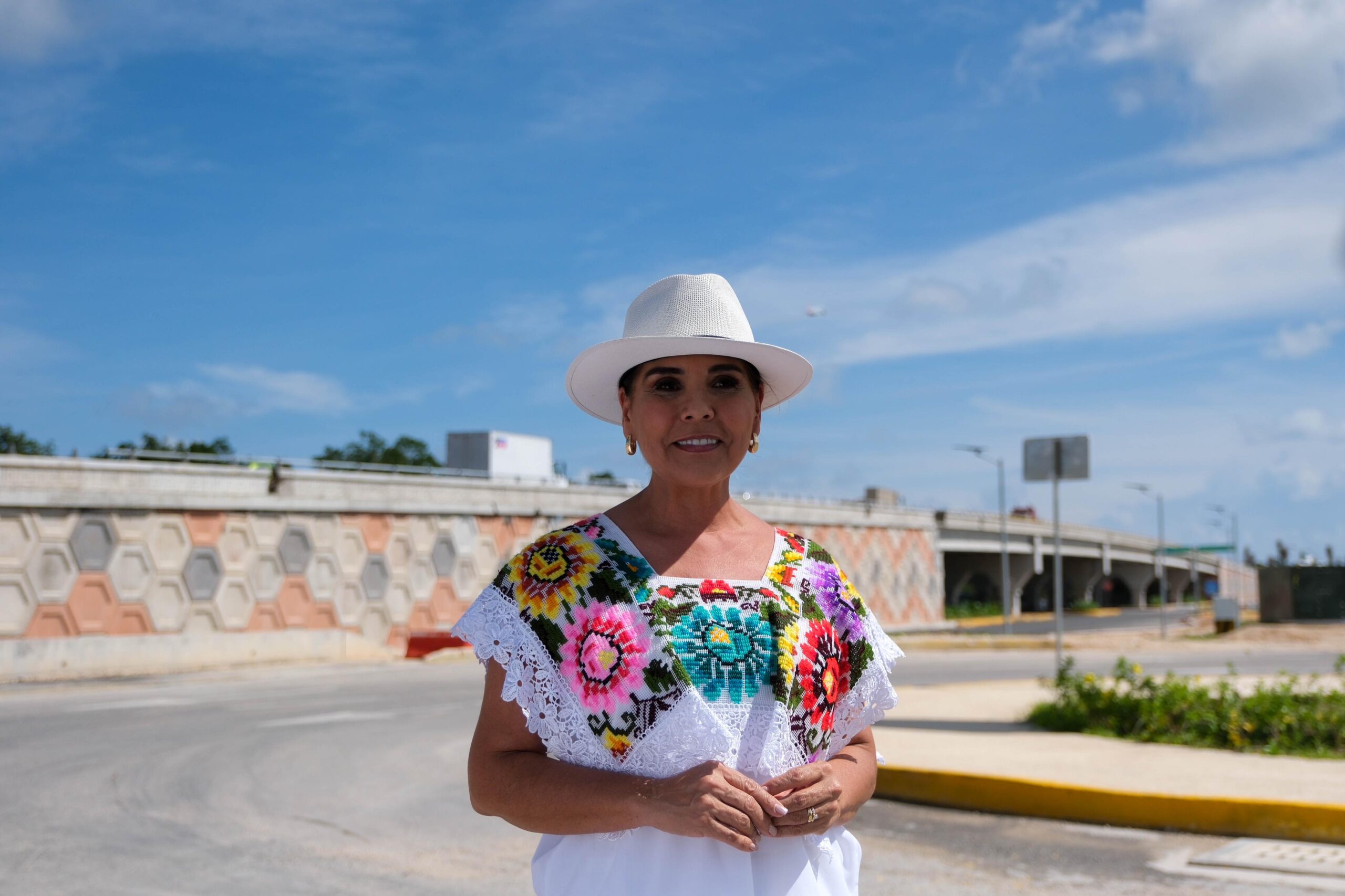 Supervisa Mara Lezama el avance de la obra vial en la estación del Tren Maya