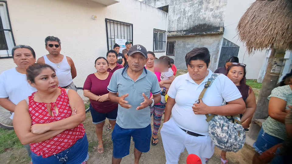 Crítica situación en Chemuyil por falta de agua y colapso del drenaje