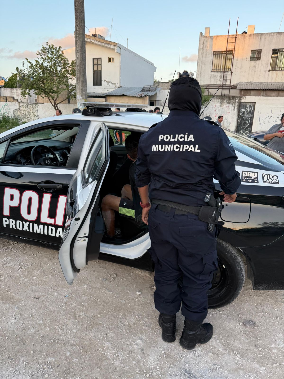 Intentan linchar a un presunto ladrón en el fraccionamiento Villas Otoch de Cancún