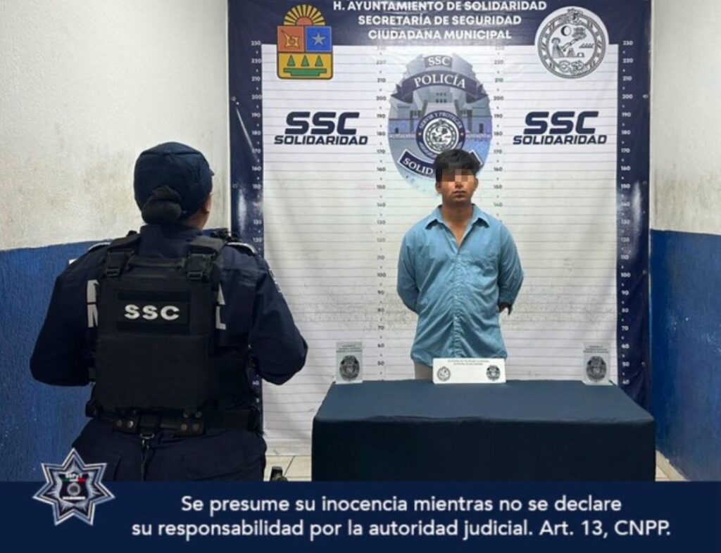 Individuo detenido, acusado de golpear a su pareja