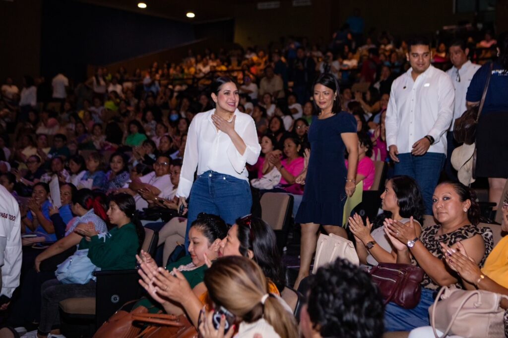 La inclusión es una responsabilidad urgente, afirma Estefanía Mercado durante conferencia sobre TEA