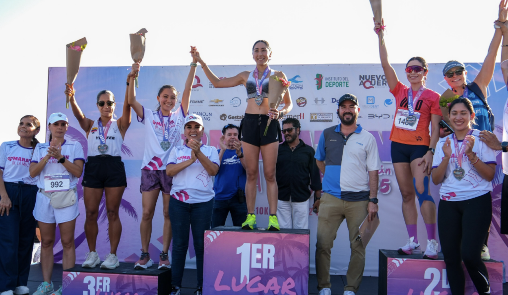 Participa Mara Lezama en el Medio Maratón de la Mujer en Cancún