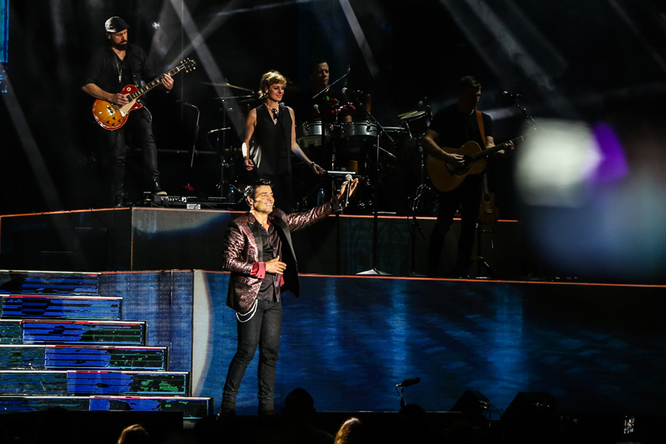 Chayanne regresa a Cancún con un show espectacular en el estadio Beto Ávila